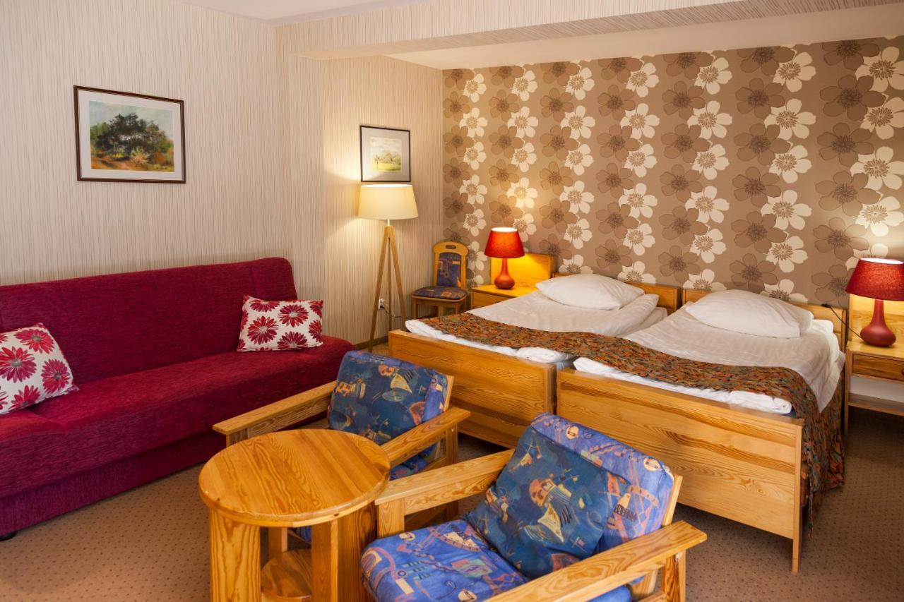 To Tu Bed and Breakfast Mrągowo Buitenkant foto